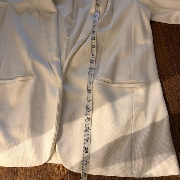 Express beige oversize jacket size large - Picture 8 of 9